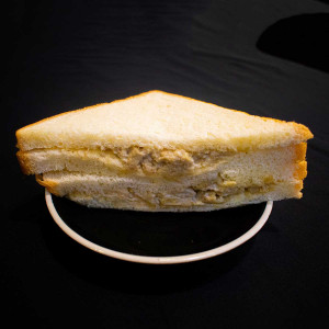 Chicken Cutlet Sandwich 2 Pieces